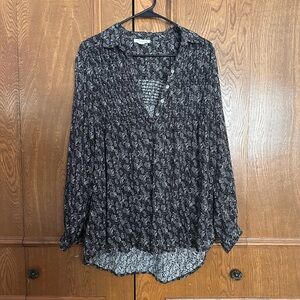 beachlunchlounge Black and White Floral Blouse